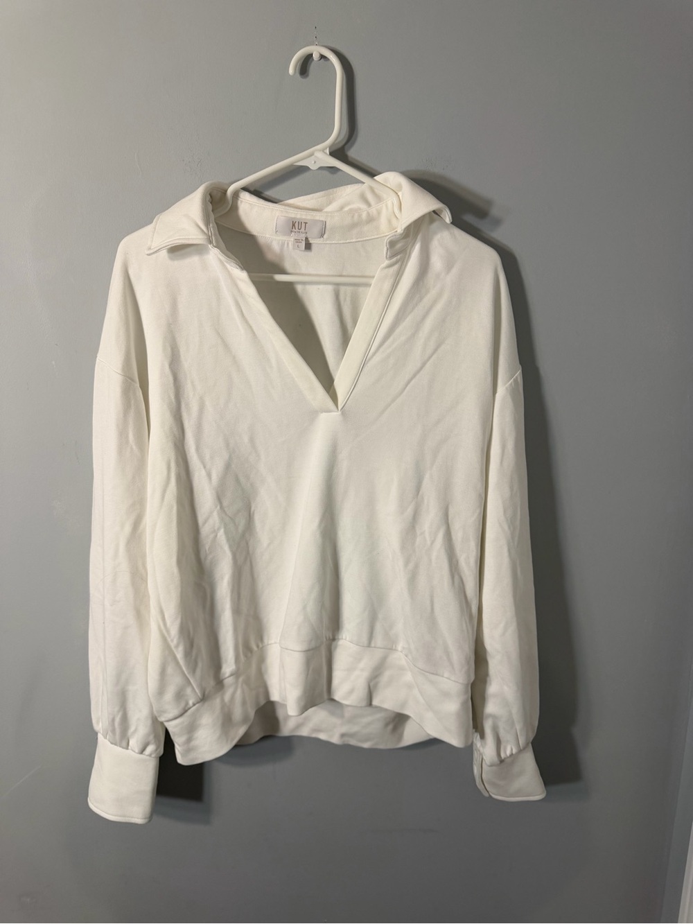 Kut from the Kloth White Pullover Collared V-Neck Top